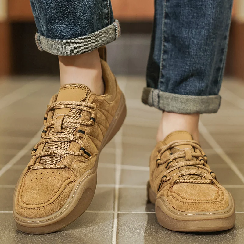 Autumn New Sports Shoes Suede Men's Trendy High Street Retro Casual Board Shoes Four Season Comfortable Soft Soled Men's Shoes
Autumn New Sports Shoes Suede Men's Trendy High Street Retro Casual Board Shoes Four Season Comfortable Soft Soled Men's Shoes