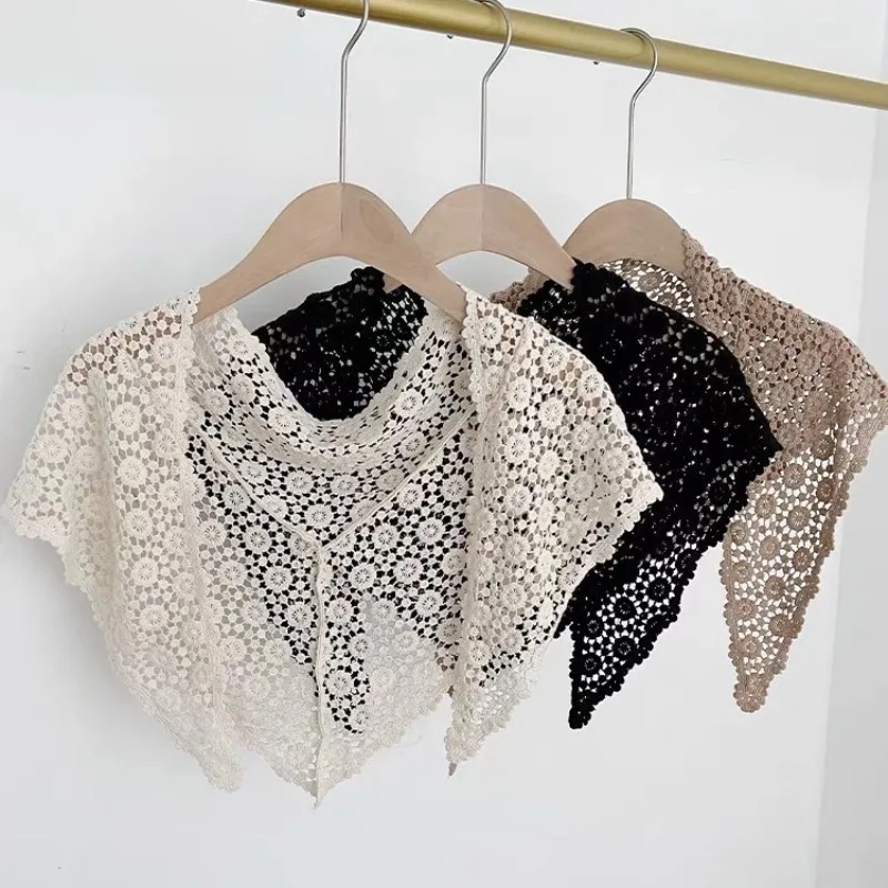 Solid Hollow Out Floral Triangle Scarf French Elegant Head Scarf Neck Cape Shawl Women Spring Travel Lightweight Breathable
Solid Hollow Out Floral Triangle Scarf French Elegant Head Scarf Neck Cape Shawl Women Spring Travel Lightweight Breathable
