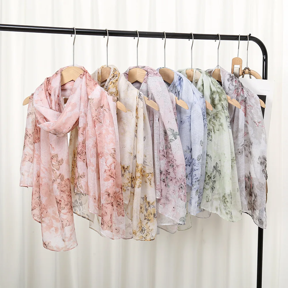 Новый шарф из балийской пряжи с принтом, женский элегантный шелковый шарф с цветочным принтом, дорожный солнцезащитный шарф, женский мусульманский платок
Новый шарф из балийской пряжи с принтом, женский элегантный шелковый шарф с цветочным принтом, дорожный солнцезащитный шарф, женский мусульманский платок