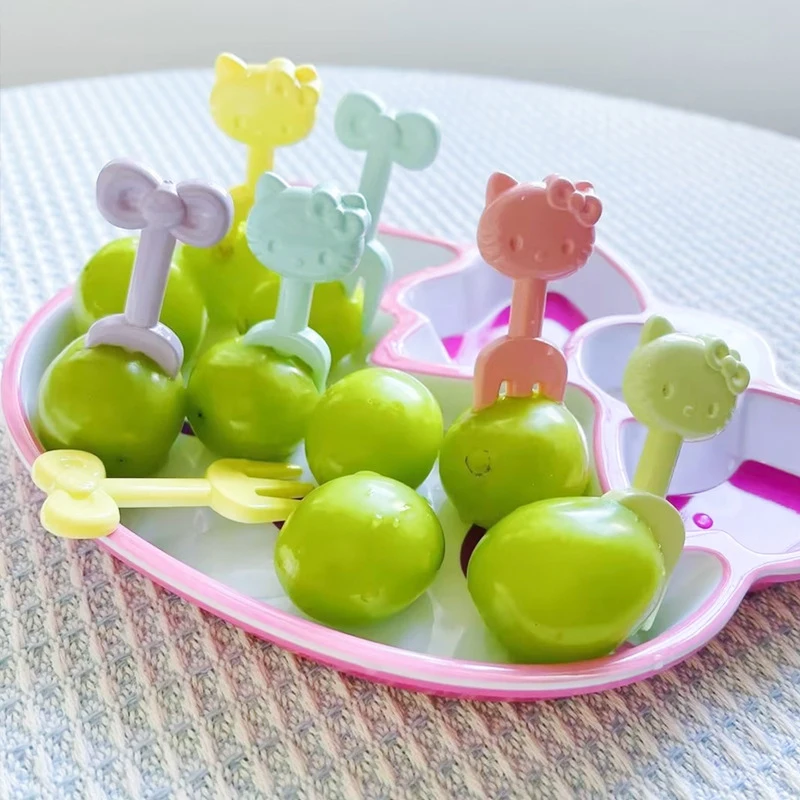 10pcs Fruit Fork Toothpicks Cute Animal Food Selection Mini Lunch Box Decoration Children's Food Supplement Tool
10pcs Fruit Fork Toothpicks Cute Animal Food Selection Mini Lunch Box Decoration Children's Food Supplement Tool