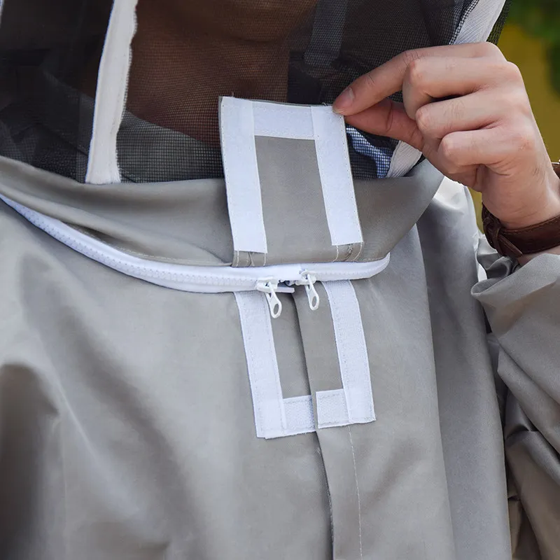 Beekeeping Suit Jacket Veil Set anti-bee clothing New Fabric Beekeeper Clothing Apiculture Protective bee gloves
Beekeeping Suit Jacket Veil Set anti-bee clothing New Fabric Beekeeper Clothing Apiculture Protective bee gloves