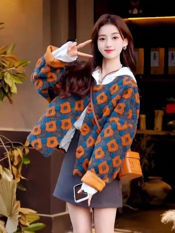 Korean Sle Warmth Du down Cotton Jaet Women's Spring New Sweet Anti-Aging Outerwear Top 3D Flower Design Cotton Coat
Korean Sle Warmth Du down Cotton Jaet Women's Spring New Sweet Anti-Aging Outerwear Top 3D Flower Design Cotton Coat