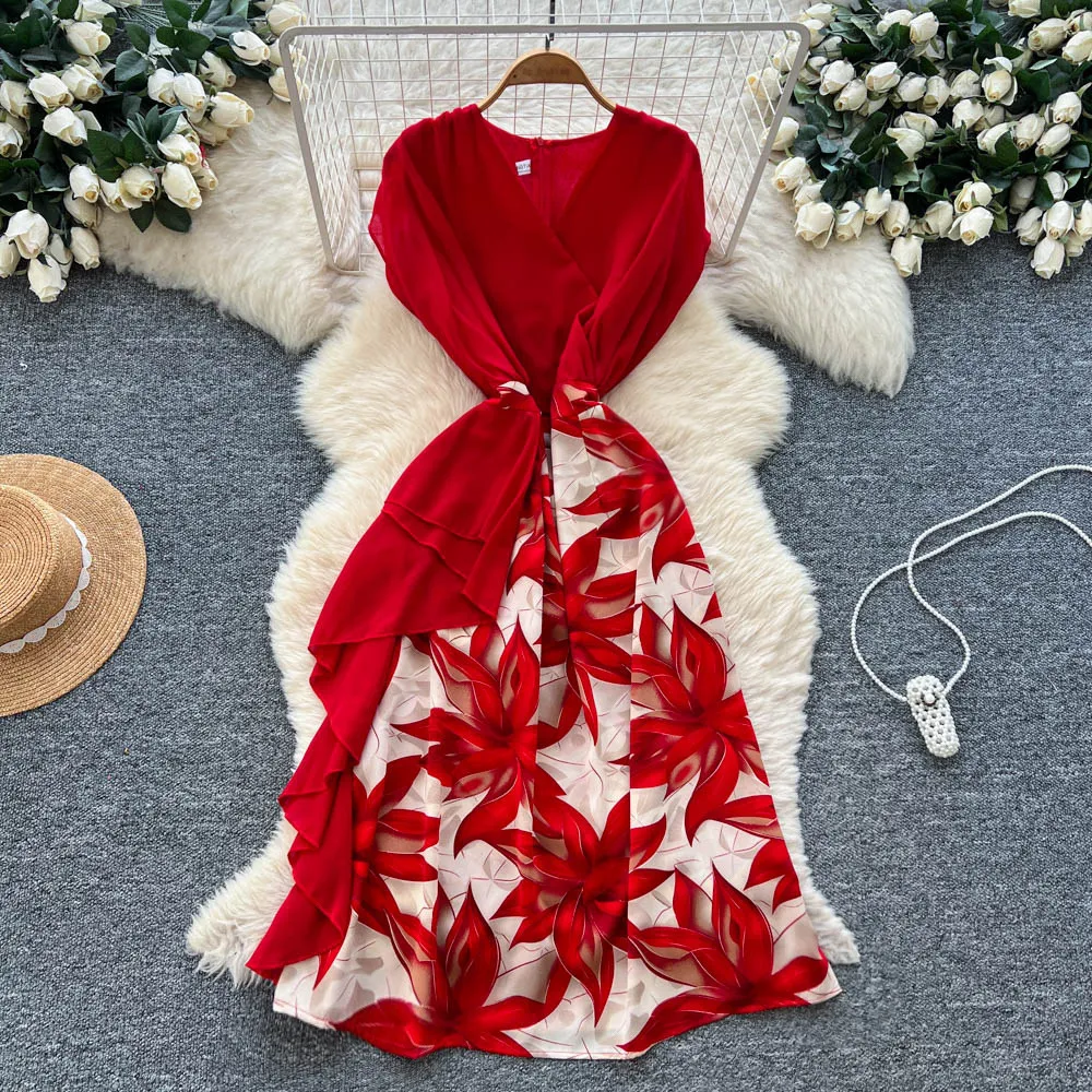 2026 New Summer Women French Style V-neck Sleeveless Dress Asymmetrical Patchwork Design High Waist A-line Long Dress
2026 New Summer Women French Style V-neck Sleeveless Dress Asymmetrical Patchwork Design High Waist A-line Long Dress