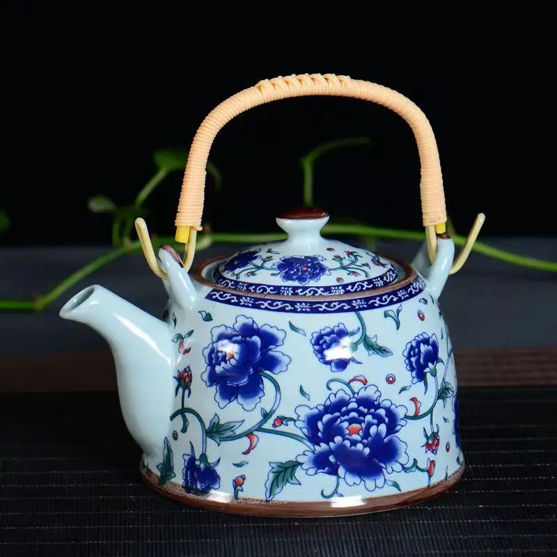 Blue and white porcelain tea pot,China's top-level artist design Ceramics sand pot handmade Kung Fu Tea Set Teapot,Puer Kettle
Blue and white porcelain tea pot,China's top-level artist design Ceramics sand pot handmade Kung Fu Tea Set Teapot,Puer Kettle