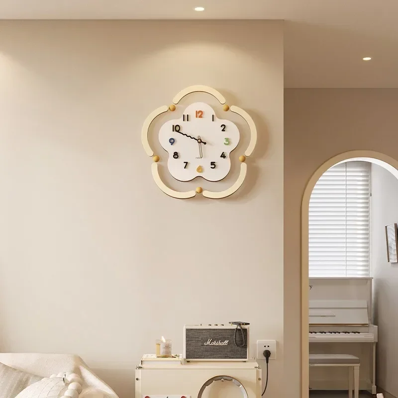 GHEUVNJ Creative living room clock, home wall clock, minimalist modern cream style silent clock
GHEUVNJ Creative living room clock, home wall clock, minimalist modern cream style silent clock