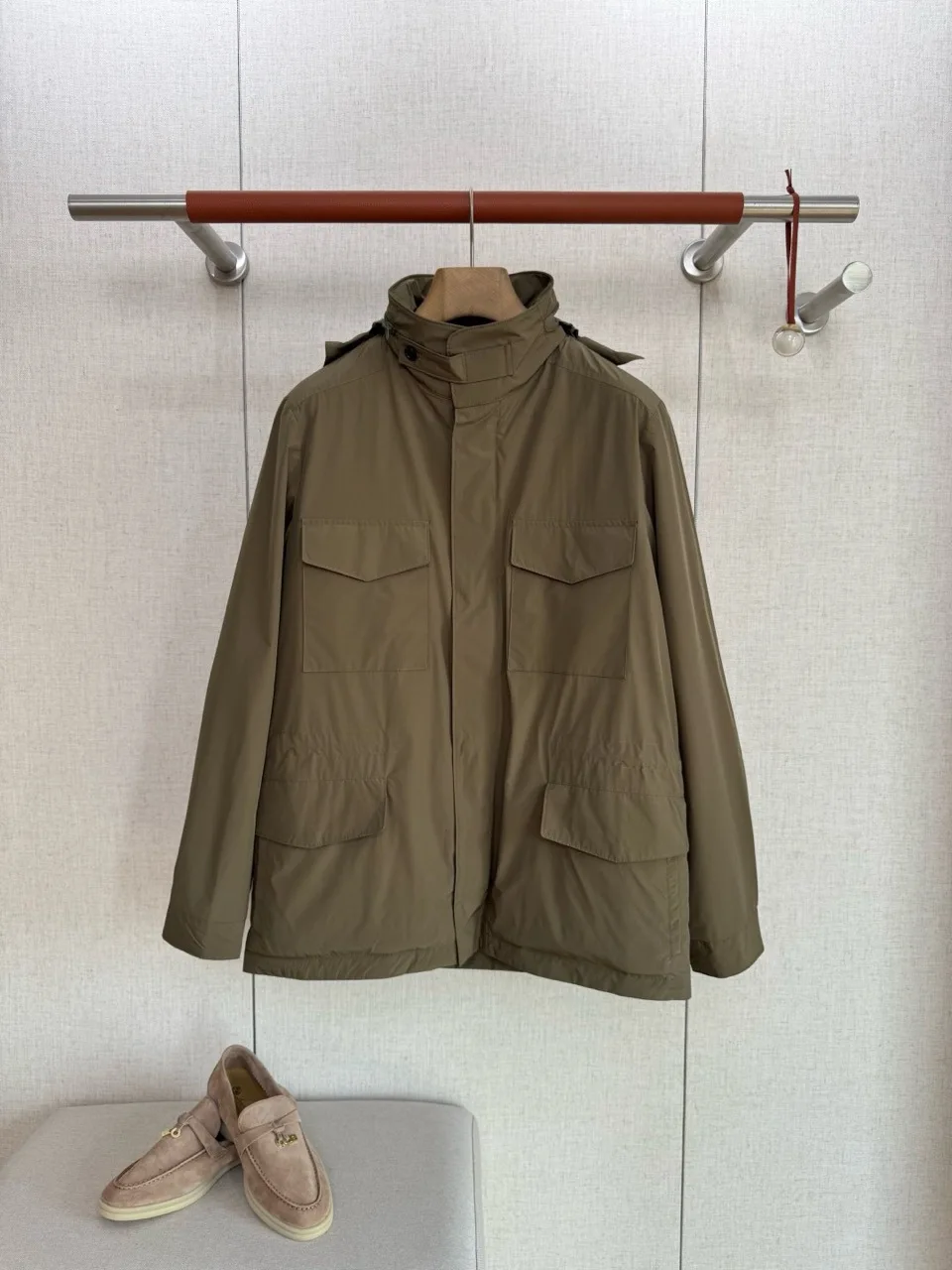 Высококачественная мужская ветрозащитная куртка из полиэфирного волокна с хлопковым утеплителем, износостойкая, несминаемая, для работы, осенний сезон
Высококачественная мужская ветрозащитная куртка из полиэфирного волокна с хлопковым утеплителем, износостойкая, несминаемая, для работы, осенний сезон