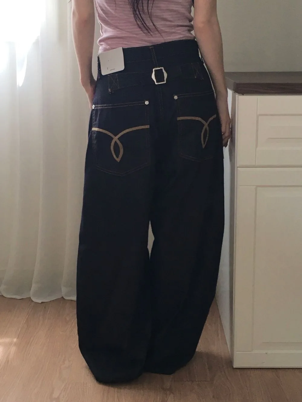 Прямые джинсы с высокой талией, женские джинсы свободного кроя с вышивкой, удобные коричневые повседневные универсальные длинные брюки с высокой талией 
Прямые джинсы с высокой талией, женские джинсы свободного кроя с вышивкой, удобные коричневые повседневные универсальные длинные брюки с высокой талией