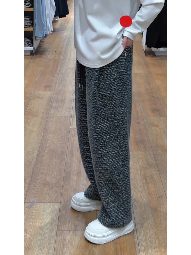 Bla American Cleanfit Wide Leg Pants Loose Straight Casual Sports Long Trousers for Men And Women Autumn Winter Heavyweight
Bla American Cleanfit Wide Leg Pants Loose Straight Casual Sports Long Trousers for Men And Women Autumn Winter Heavyweight