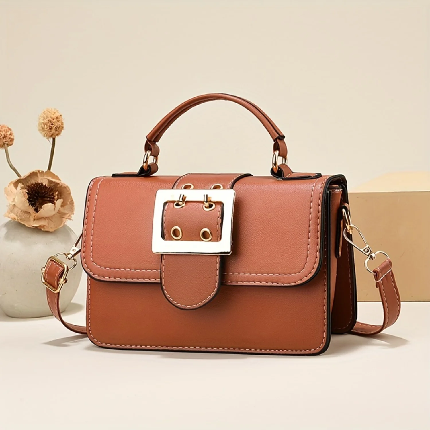 Square Crossbody Bag: Chic Solid Color Handbag for Women - Ideal for Work and Commuting
Square Crossbody Bag: Chic Solid Color Handbag for Women - Ideal for Work and Commuting