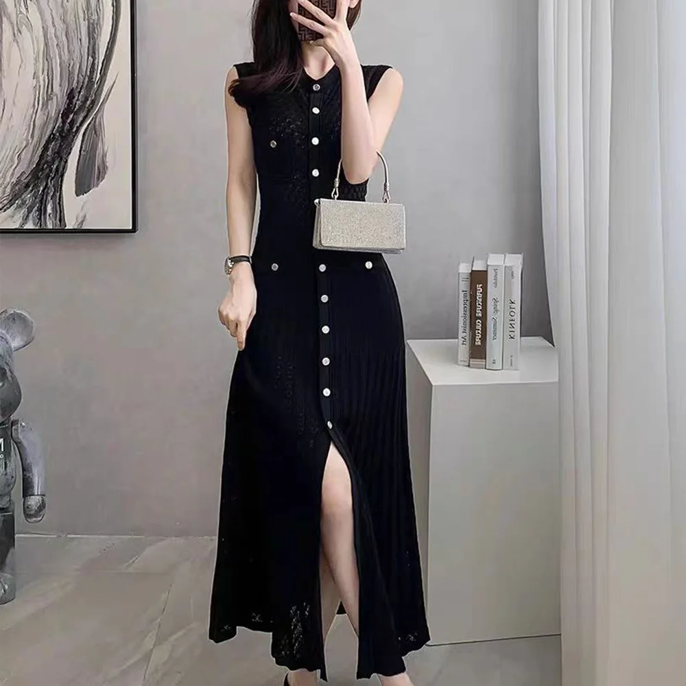 2025 Dress Summer Round Neck Single Breasted Slim Knit Dresses Women's Long Dresses
2025 Dress Summer Round Neck Single Breasted Slim Knit Dresses Women's Long Dresses