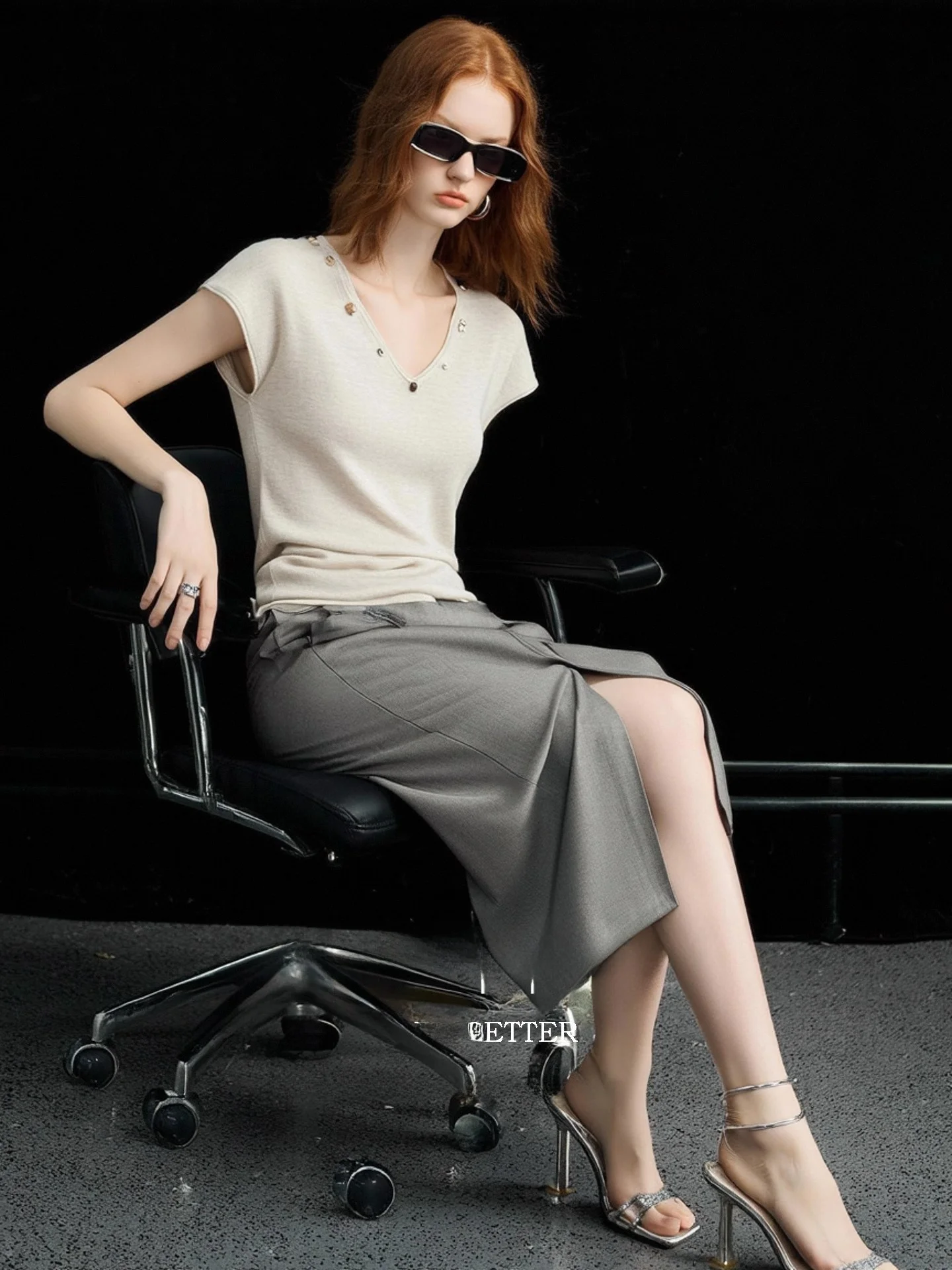 Huaappuw V-Neck Sleeveless T-Shirt Loose Fit Casual Top French Style Summer New Arrival Women's Premium Fashion Basic Slimming
Huaappuw V-Neck Sleeveless T-Shirt Loose Fit Casual Top French Style Summer New Arrival Women's Premium Fashion Basic Slimming