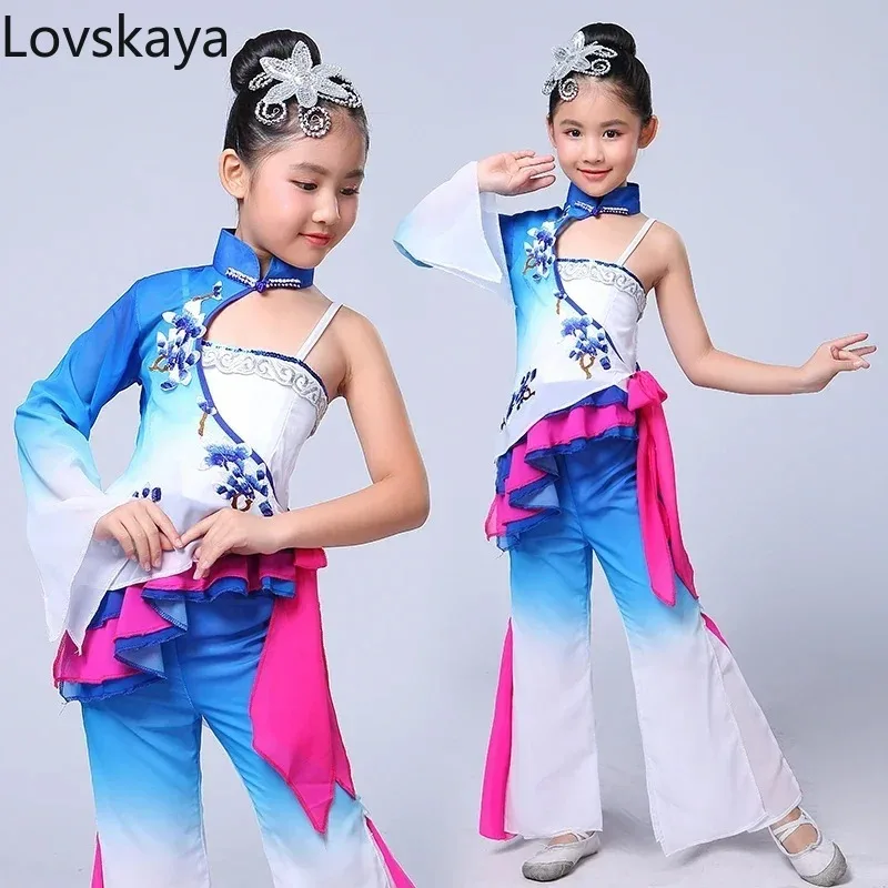 New ethnic Yangko costumes girls performance clothing children's classical dance costumes
New ethnic Yangko costumes girls performance clothing children's classical dance costumes