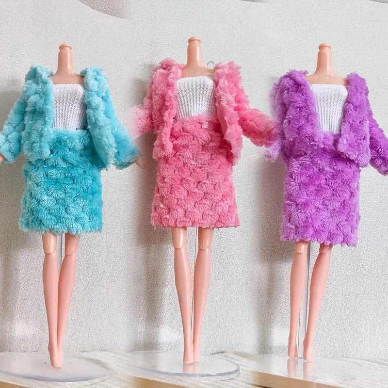 Fashionable winter plush jacket set, suitable for 11.5-inch female dolls, available in three colors
Fashionable winter plush jacket set, suitable for 11.5-inch female dolls, available in three colors