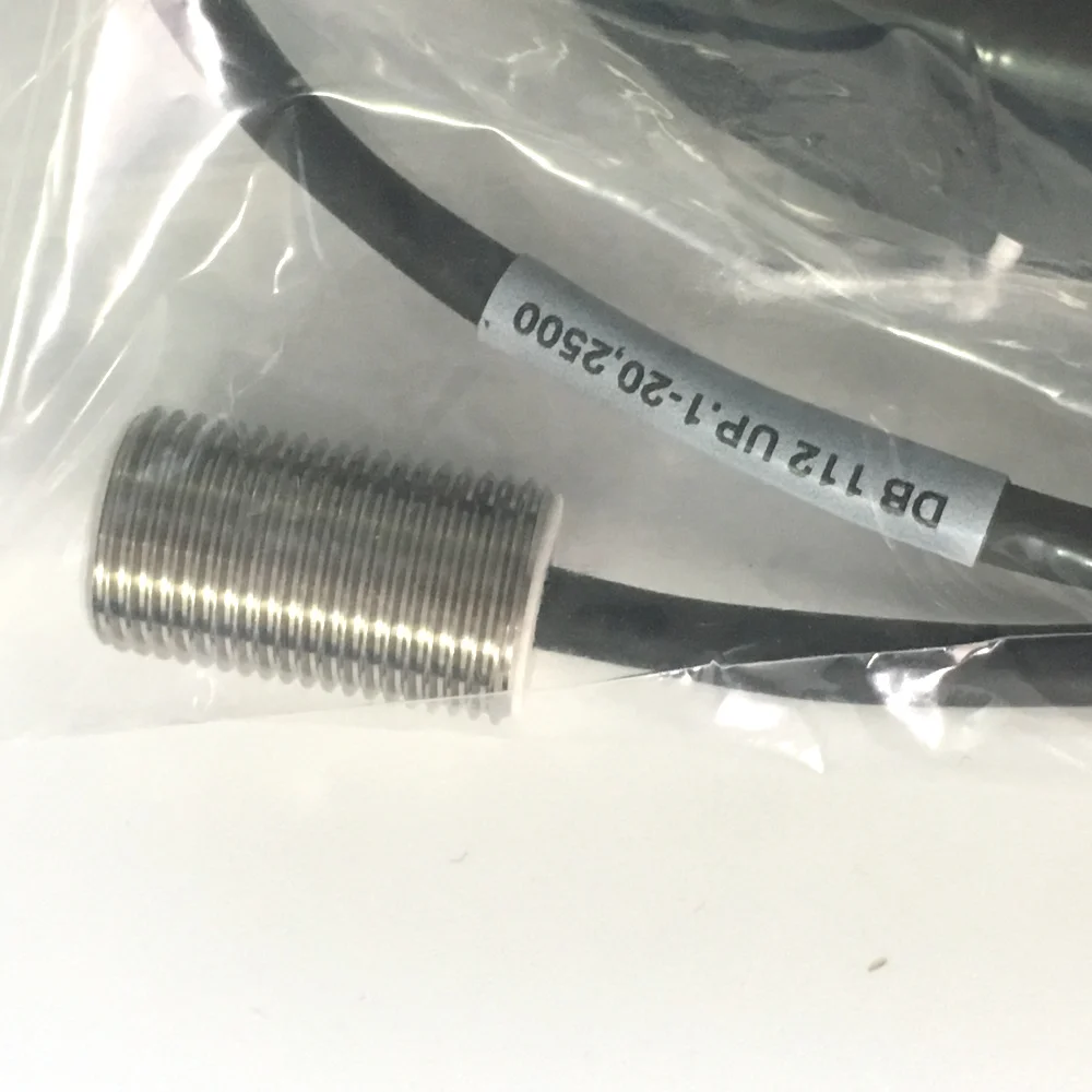 Cylindrical Ultrasonic Sensors DB 112 UP.1-20,2500 50109000 2500mm Length Cable
Cylindrical Ultrasonic Sensors DB 112 UP.1-20,2500 50109000 2500mm Length Cable