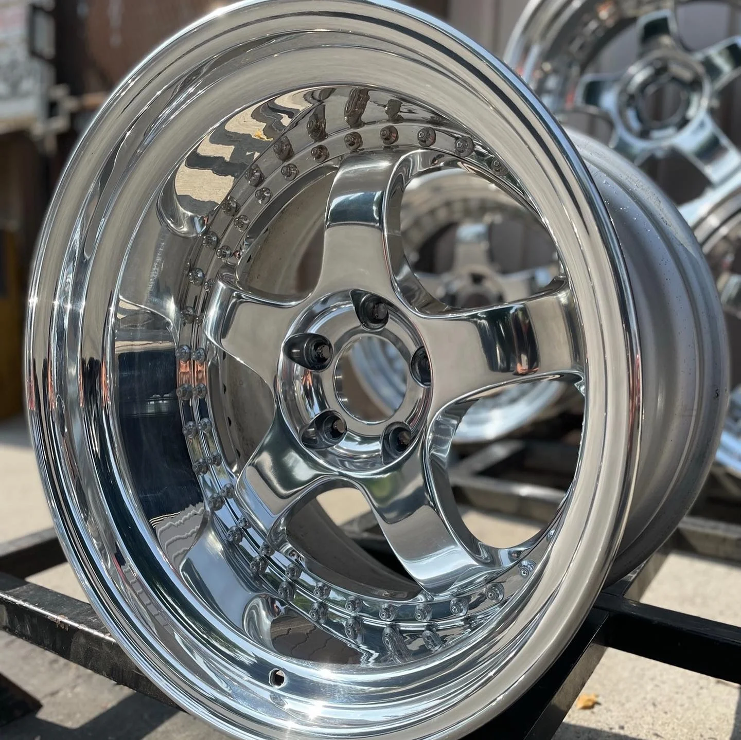 SW 18 19 20 Inch Wheels 5x114.3 5x120 2-Piece Deep Lip Silver Chrome Forged Wheels Alloy Rims Aftermarket Rim For Passenger Cars
SW 18 19 20 Inch Wheels 5x114.3 5x120 2-Piece Deep Lip Silver Chrome Forged Wheels Alloy Rims Aftermarket Rim For Passenger Cars