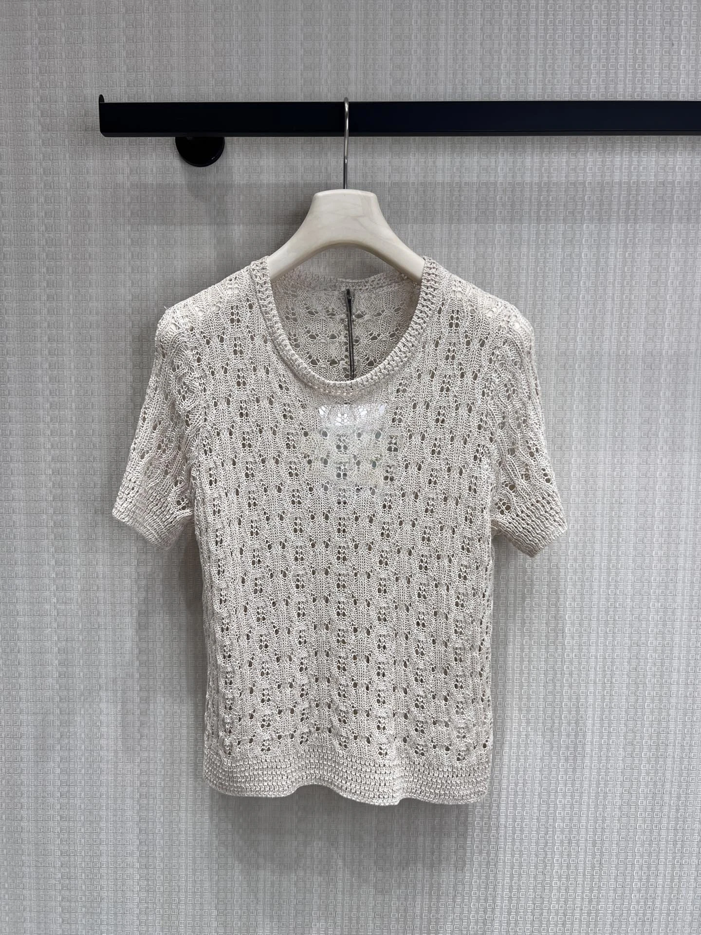 Romantic Mesh Knitted Short Sleeve Sweater Breathable Gentle Atmosphere Quality Women's Fashion Commute Style round Neck Zipper
Romantic Mesh Knitted Short Sleeve Sweater Breathable Gentle Atmosphere Quality Women's Fashion Commute Style round Neck Zipper