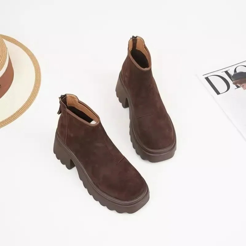 Autumn Women Suede Ankle Boots Fashion Metal Decoration Slimming Short Booties Autumn Winter Female Thick Heel Shoes Female 34
Autumn Women Suede Ankle Boots Fashion Metal Decoration Slimming Short Booties Autumn Winter Female Thick Heel Shoes Female 34