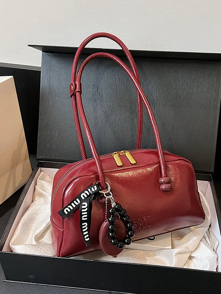 Модная сумка для боулинга в стиле ретро, маленькая женская сумка, сумка на плечо, сумка-подушка для подмышек, повседневная простая сумка из полиэстера
Модная сумка для боулинга в стиле ретро, маленькая женская сумка, сумка на плечо, сумка-подушка для подмышек, повседневная простая сумка из полиэстера