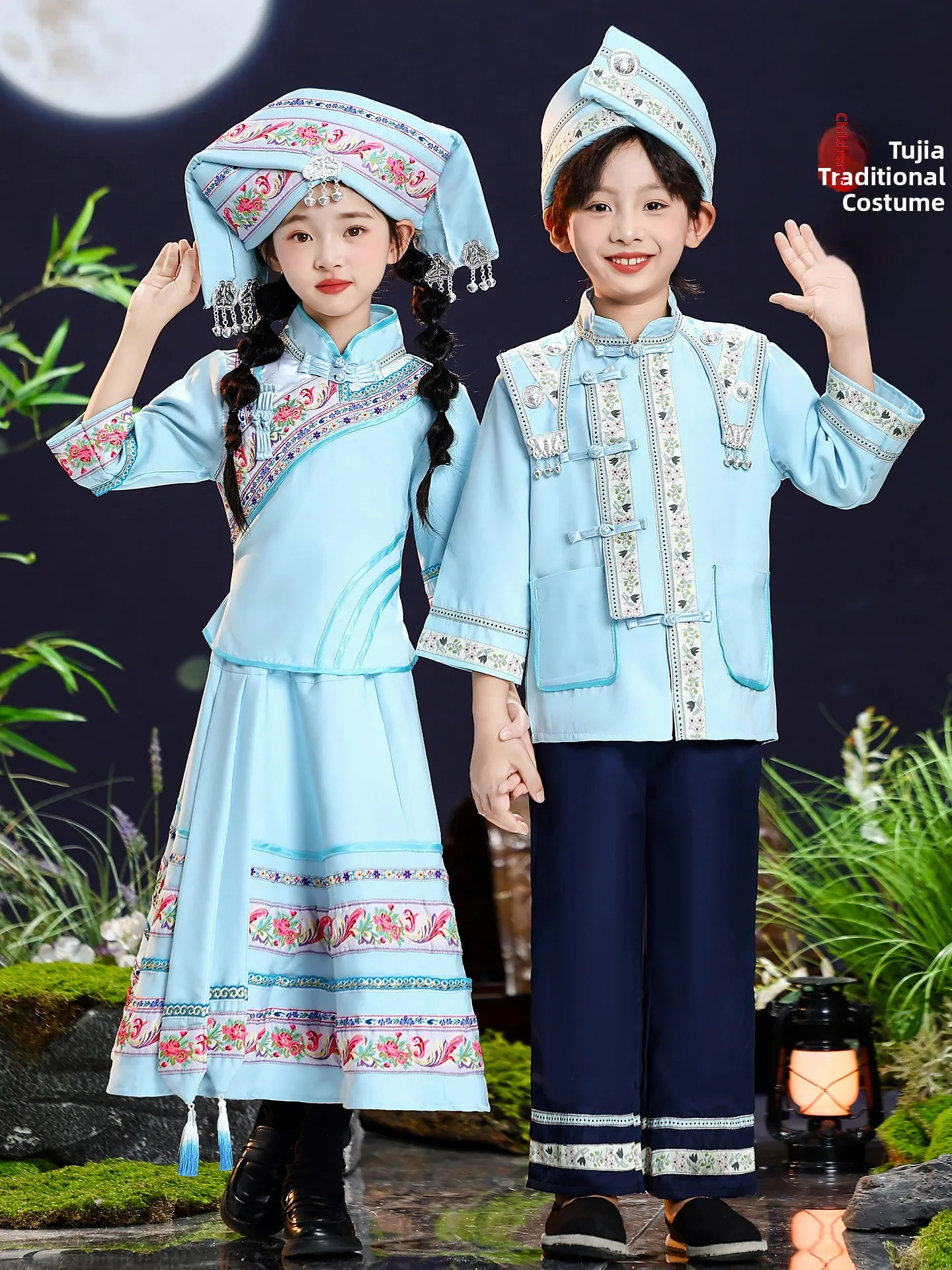 Minority Ethnic Clothing for Boys And Girls Tujia Zhuang Ethnic Group Children's Clothes Traditional Costume Stage Performance
Minority Ethnic Clothing for Boys And Girls Tujia Zhuang Ethnic Group Children's Clothes Traditional Costume Stage Performance
