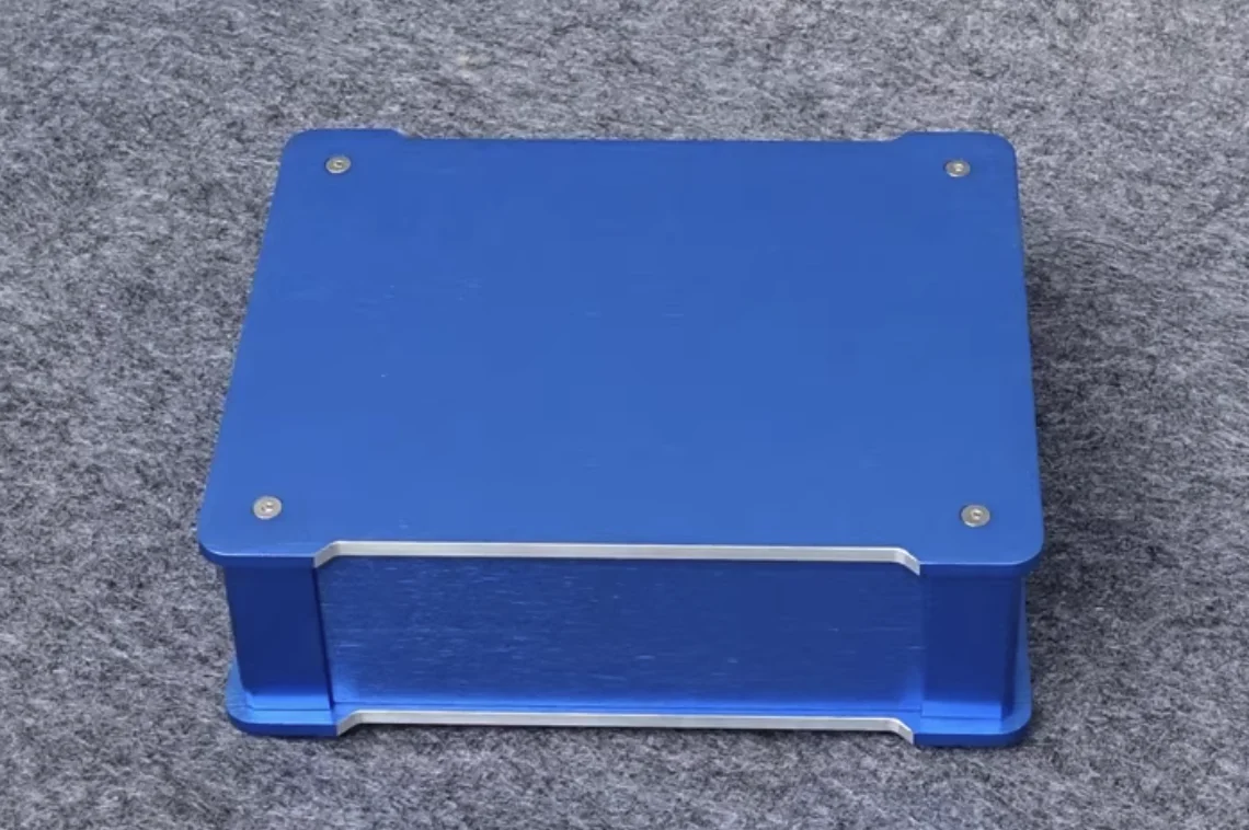 BZ2207L All aluminum amplifier chassis / Preamplifier case / AMP Enclosure DIY box (220 *70*180mm)
BZ2207L All aluminum amplifier chassis / Preamplifier case / AMP Enclosure DIY box (220 *70*180mm)