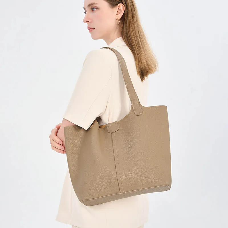 Genuine Leather Women Bag 2025 New Two Layer Cowhide Handbag Fashion Large Capacity Versatile Commuter Shoulder Bag
Genuine Leather Women Bag 2025 New Two Layer Cowhide Handbag Fashion Large Capacity Versatile Commuter Shoulder Bag