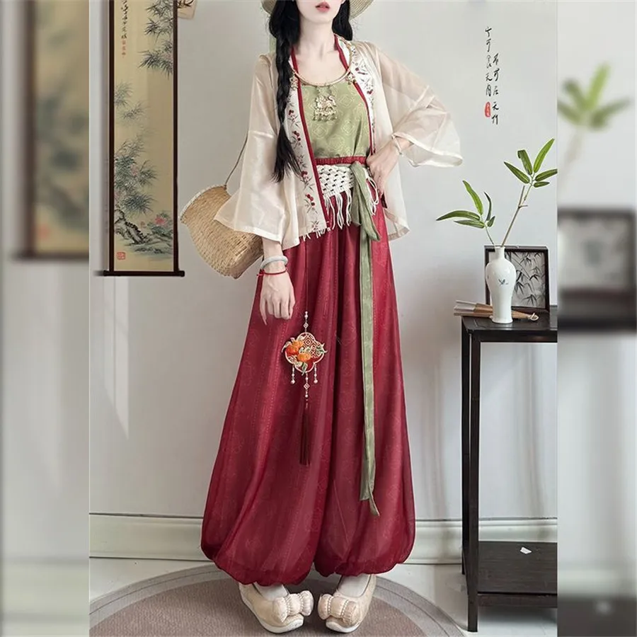 2025 new chinese improved style women summer hanfu set short-sleeved top suspenders flower lantern-style pants retro daily hanfu
2025 new chinese improved style women summer hanfu set short-sleeved top suspenders flower lantern-style pants retro daily hanfu
