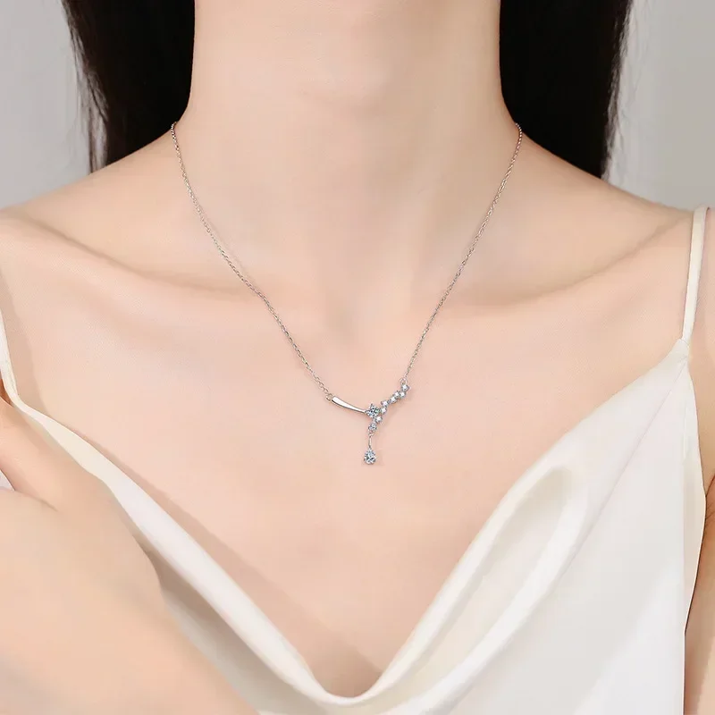 Platinum PT950 Water Drop Simple Collarbone Chain Temperament Daily Fine Jewelry Necklace Moissanite Diamond Pendant for Women
Platinum PT950 Water Drop Simple Collarbone Chain Temperament Daily Fine Jewelry Necklace Moissanite Diamond Pendant for Women