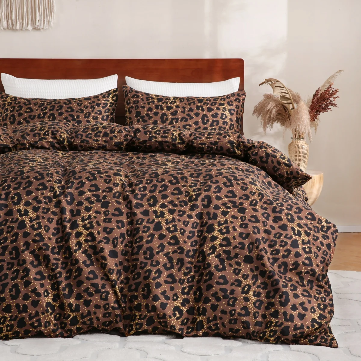 Leopard Print Comforter Covers Set Animal Cheetah Duvet Cover Soft Brown Bedding Set with Pillowcases for All Season Queen Size
Leopard Print Comforter Covers Set Animal Cheetah Duvet Cover Soft Brown Bedding Set with Pillowcases for All Season Queen Size