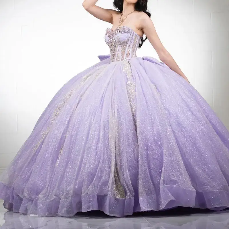 Lavender Princess Sweet 16 Quinceanera Dresses Beaded Crystals Appliques Lace Bow Tull Vestido De 15 Anos Party Birthday Ball
Lavender Princess Sweet 16 Quinceanera Dresses Beaded Crystals Appliques Lace Bow Tull Vestido De 15 Anos Party Birthday Ball