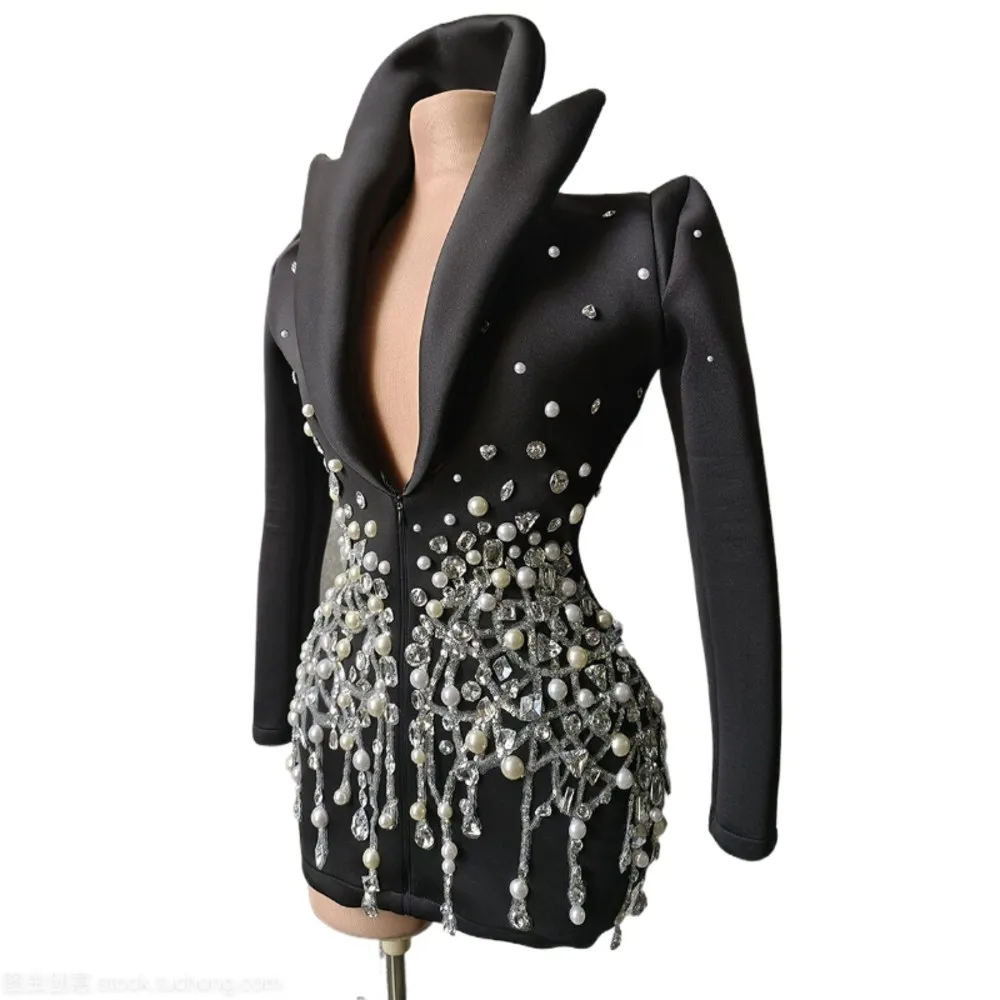 Glitter Pearl Silver Crystals Deep V-neck Women Slim Suits Nightclub Drag Queen Costumes Celebrate Birthday Party Coat Jacket
Glitter Pearl Silver Crystals Deep V-neck Women Slim Suits Nightclub Drag Queen Costumes Celebrate Birthday Party Coat Jacket