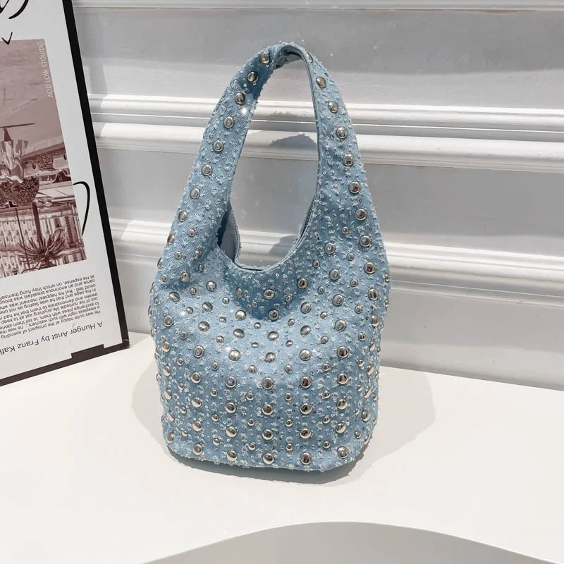 Personalized Denim Large Capacity Tote Bag Fashion Polka Dot Riveted Underarm Bags Women Korean Fashion Ladies Simple Handbag
Personalized Denim Large Capacity Tote Bag Fashion Polka Dot Riveted Underarm Bags Women Korean Fashion Ladies Simple Handbag