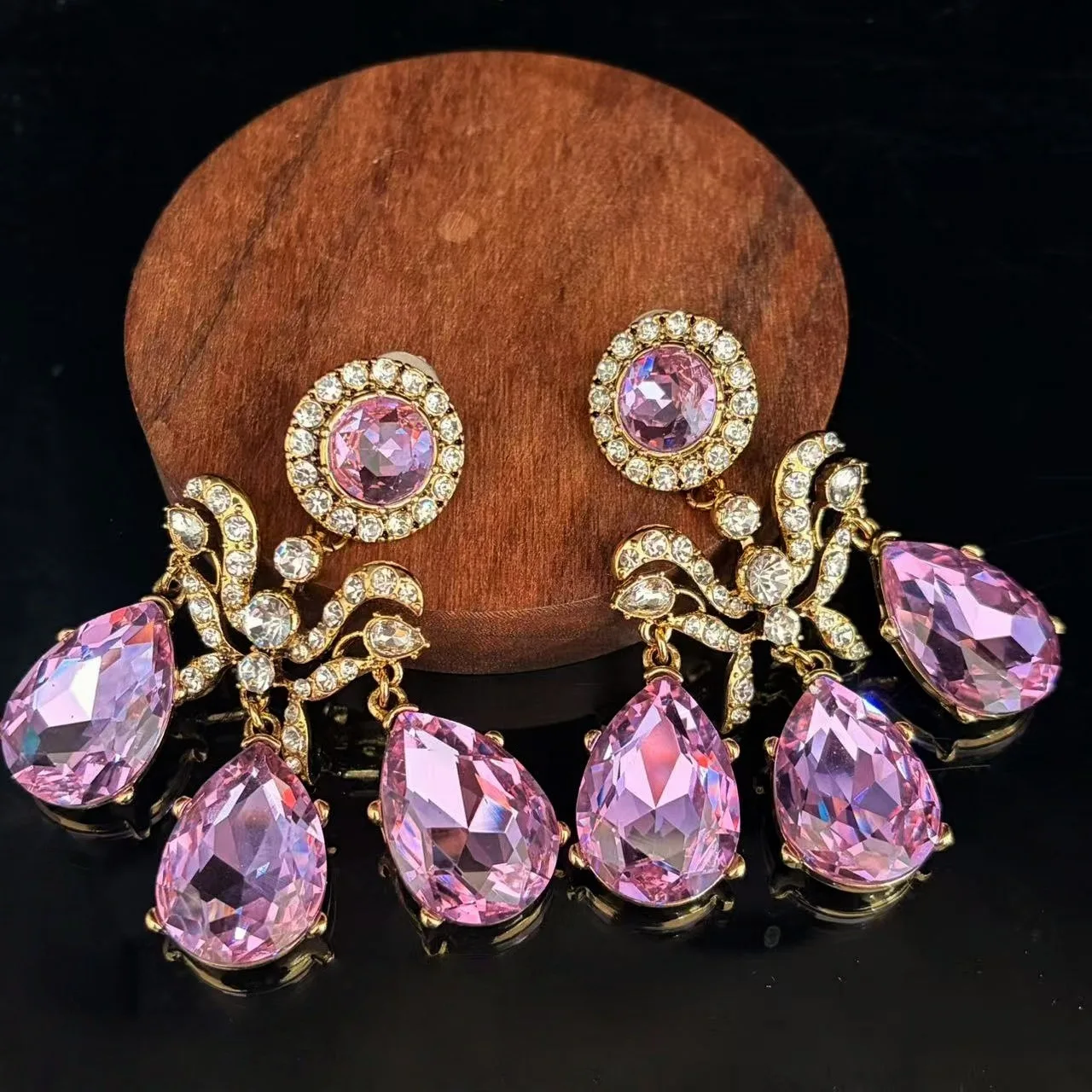 Geometric Pearl Zircon Drop Earrings European Party Jewelry for Women
Geometric Pearl Zircon Drop Earrings European Party Jewelry for Women