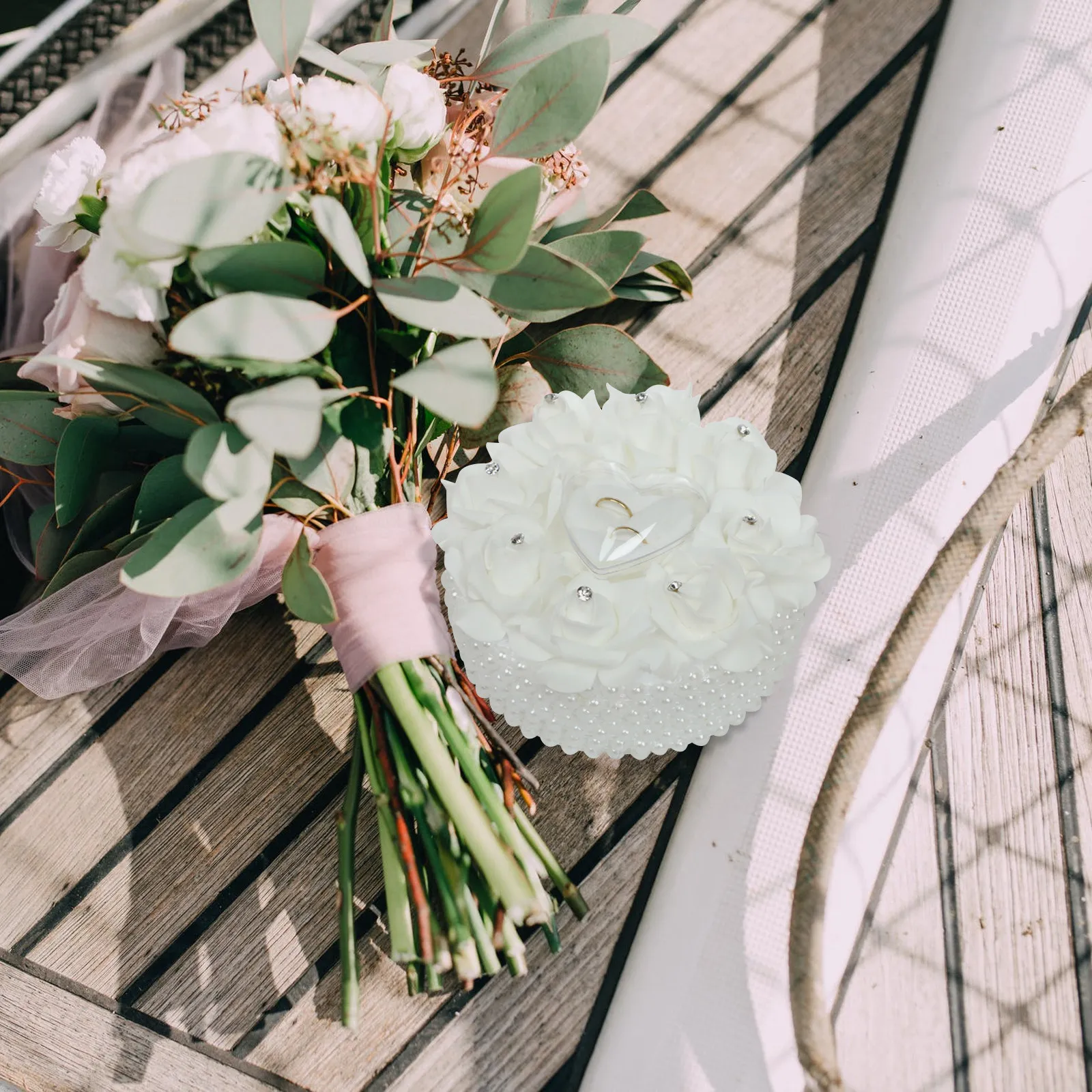 1pc Pearl Bowknot Ring Pillow Heart-Shaped Transparent Box Wedding Ring Holder Cushion For Bridal Party Wedding Supplies
1pc Pearl Bowknot Ring Pillow Heart-Shaped Transparent Box Wedding Ring Holder Cushion For Bridal Party Wedding Supplies