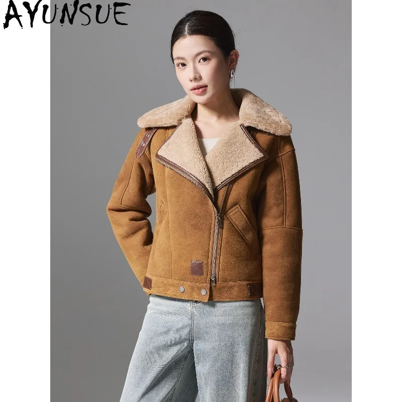 AYUNSUE Women's Merino Shearling Jackets Lamb Fur Short Motorcycle Style Long Sleeve Tops Warm Winter Clothes Casaco Feminino
AYUNSUE Women's Merino Shearling Jackets Lamb Fur Short Motorcycle Style Long Sleeve Tops Warm Winter Clothes Casaco Feminino