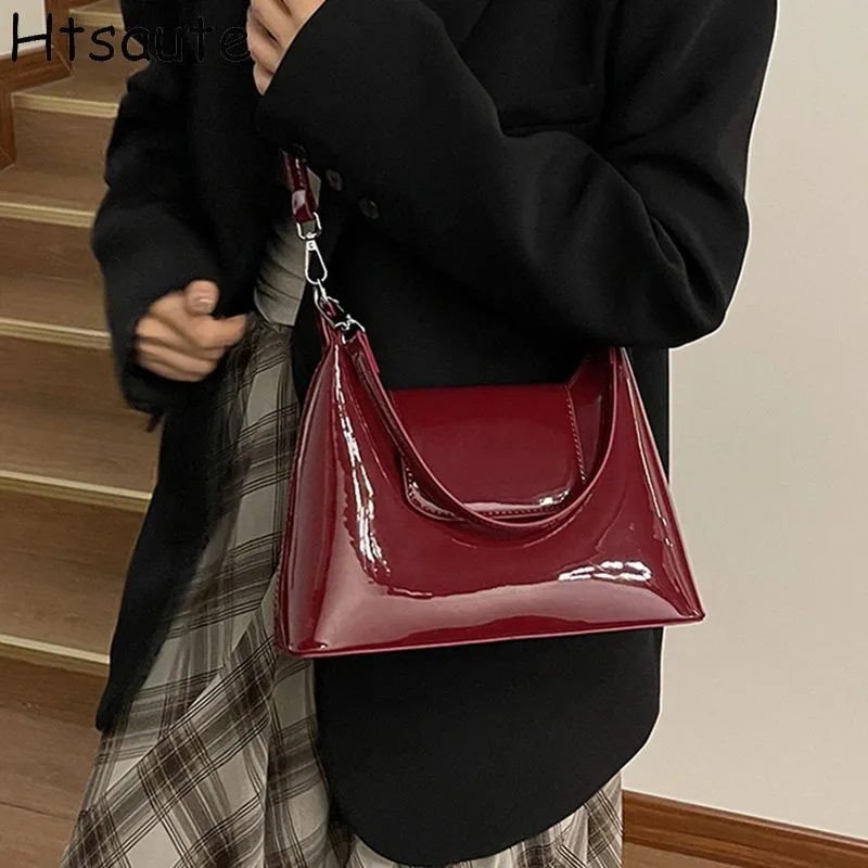 Luxury Mini Handbag tote bag underarm simple casual commuting women's bags, fashionable and versatile single shoulder bags
Luxury Mini Handbag tote bag underarm simple casual commuting women's bags, fashionable and versatile single shoulder bags
