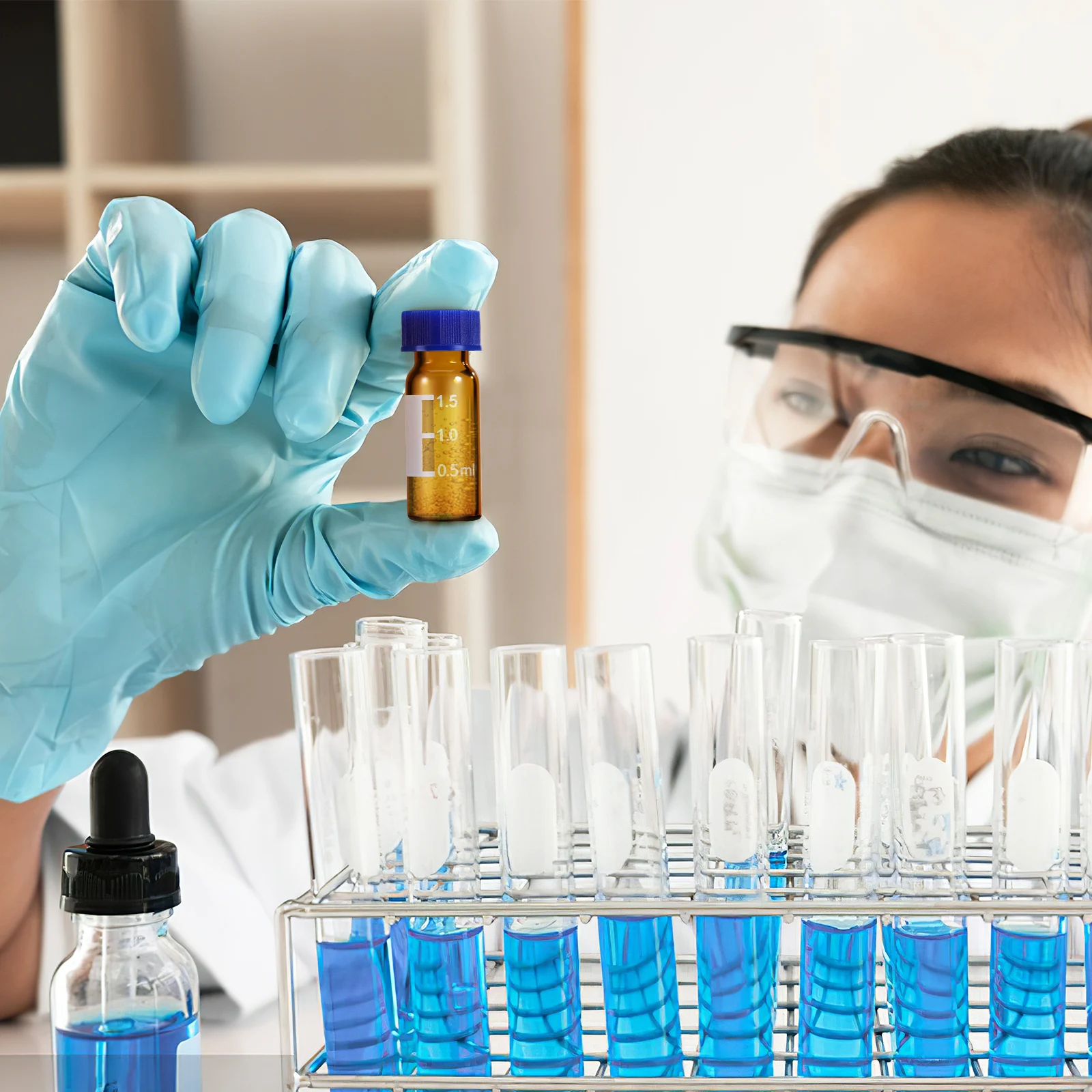 100 Pcs Vial Liquid Sample Bottle Little Bottles Mini with Lids Hole Measuring Vials Glass Serum Travel
100 Pcs Vial Liquid Sample Bottle Little Bottles Mini with Lids Hole Measuring Vials Glass Serum Travel