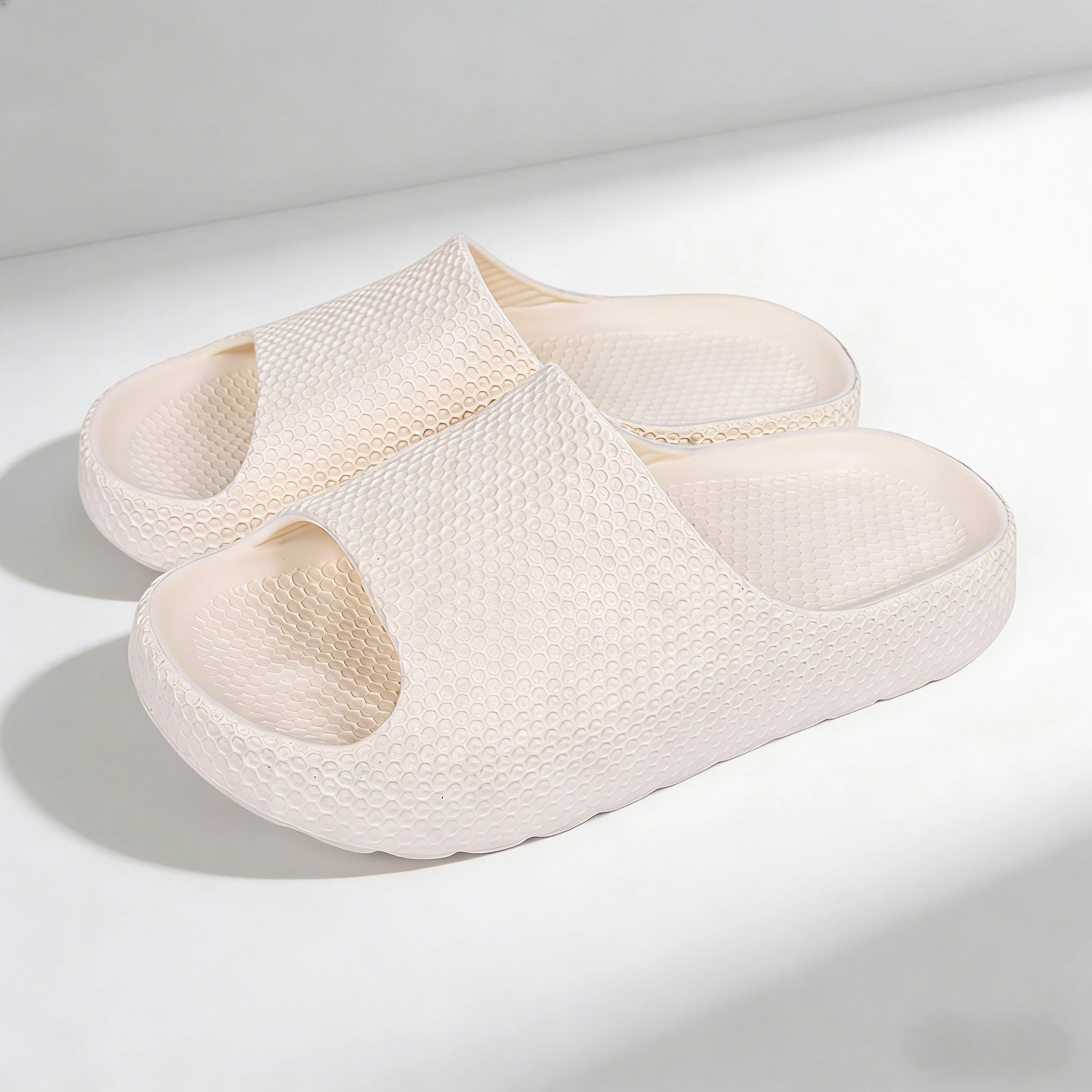 Noiseless Anti-Slip Bathroom Slippers - Comfortable EVA Indoor Home Sandals for Couples in Summe
Noiseless Anti-Slip Bathroom Slippers - Comfortable EVA Indoor Home Sandals for Couples in Summe