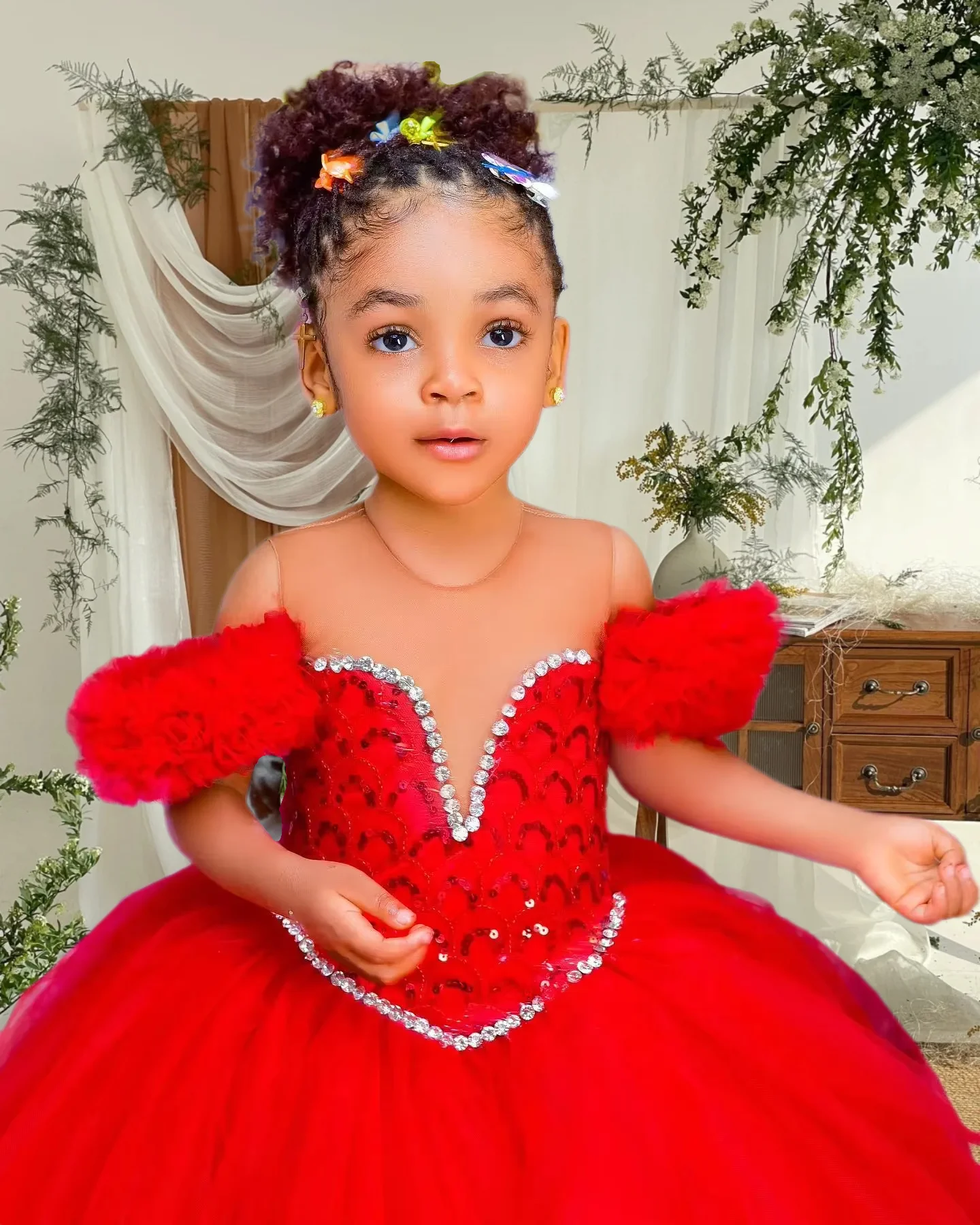 Luxury Red Flower Girl Dress Sheer Neck Pleated Ruffles Tiered Tulle Ball Gowns for Wedding Kids Birthday Party Evening Gowns
Luxury Red Flower Girl Dress Sheer Neck Pleated Ruffles Tiered Tulle Ball Gowns for Wedding Kids Birthday Party Evening Gowns