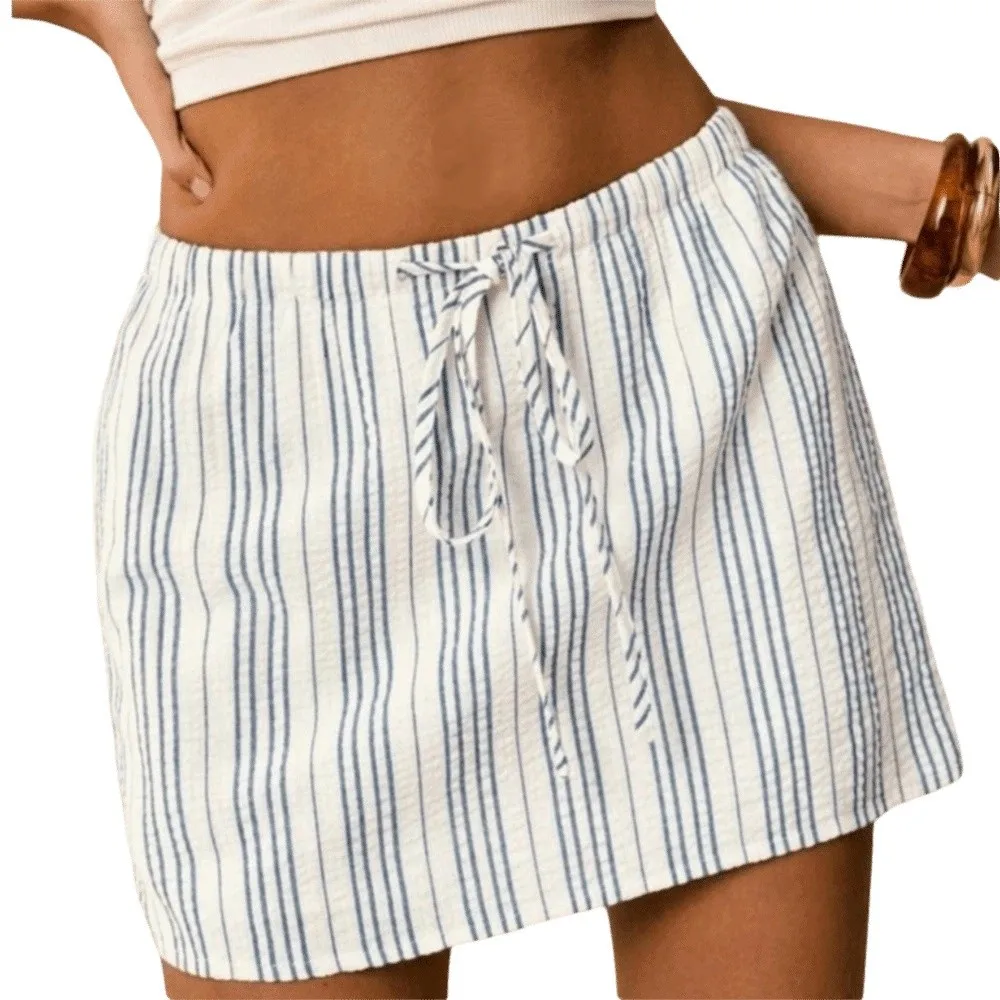 Fashion Drawstring Mini Shorts Skirt High Waist Loose Fit Skorts Women Pocket Design Summer Pajama Pants Sleepwear
Fashion Drawstring Mini Shorts Skirt High Waist Loose Fit Skorts Women Pocket Design Summer Pajama Pants Sleepwear