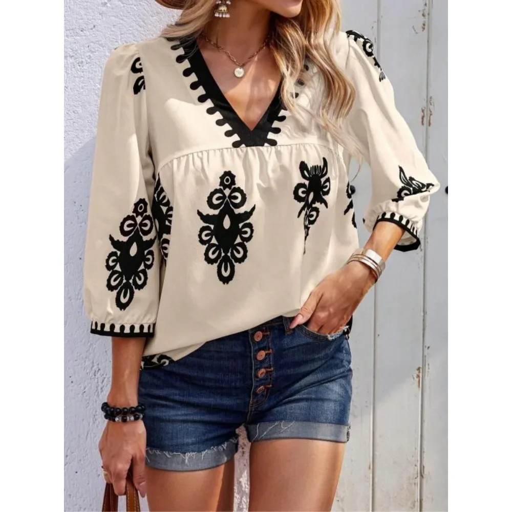 Plus Size Loose Summer Women's Casual V-neck Shirt Woman Casual Outdoor Tee Shirt Breathable Tops
Plus Size Loose Summer Women's Casual V-neck Shirt Woman Casual Outdoor Tee Shirt Breathable Tops
