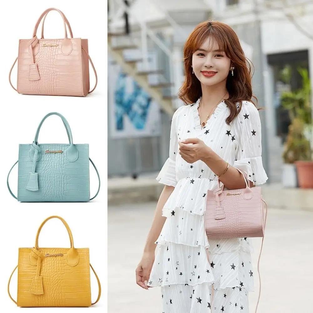 Exquisite PU Leather Women Handbag Chain Small Clutch Female Shoulder Bag Fashion Crocodile Pattern Crossbody Bag Travel
Exquisite PU Leather Women Handbag Chain Small Clutch Female Shoulder Bag Fashion Crocodile Pattern Crossbody Bag Travel