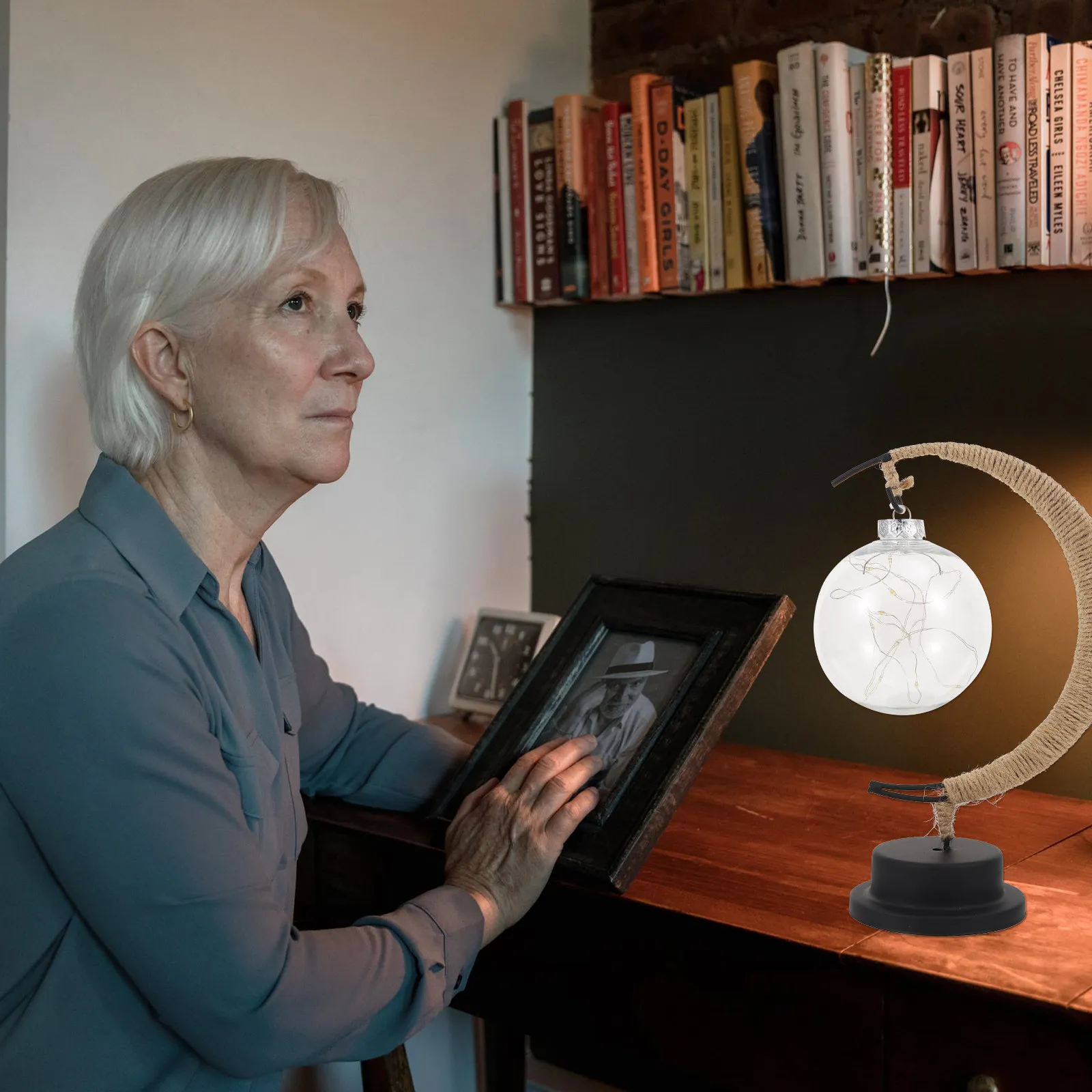 1 шт. Настольная лампа-ночник LED в форме луны из кованого железа, креативный декоративный светильник для спальни, стильное освещение для создания атмосферы дома
1 шт. Настольная лампа-ночник LED в форме луны из кованого железа, креативный декоративный светильник для спальни, стильное освещение для создания атмосферы дома