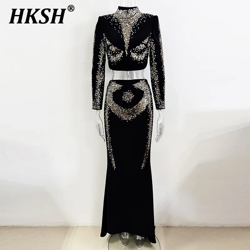 HKSH Spring Summer New Women Fashion Elegant Embroidered Sequins Long Sleeved Short Tops Long Skirts Casual Two Piece Set HK5628
HKSH Spring Summer New Women Fashion Elegant Embroidered Sequins Long Sleeved Short Tops Long Skirts Casual Two Piece Set HK5628