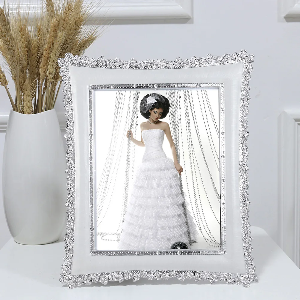 7 Inch Elegant Silver Finish Photo Frame Stylish Rose Inspired Picture Holder for Home Office Desktop Decoration
7 Inch Elegant Silver Finish Photo Frame Stylish Rose Inspired Picture Holder for Home Office Desktop Decoration