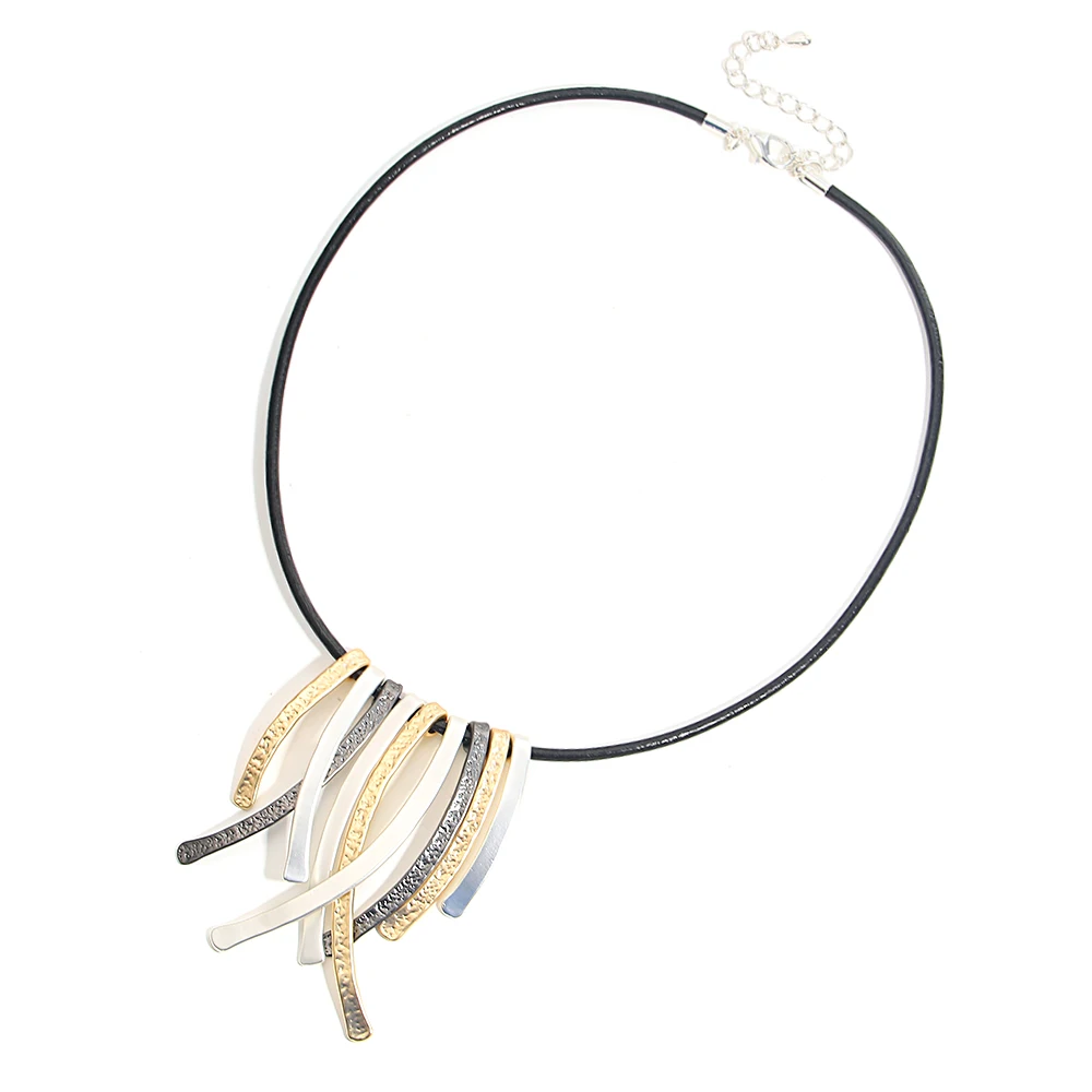 Amorcome Elegant Irregular Multi Layer Pendant Necklace for Women Fashion Black Leather Rope Necklace Holiday Party Jewelry Gift 
Amorcome Elegant Irregular Multi Layer Pendant Necklace for Women Fashion Black Leather Rope Necklace Holiday Party Jewelry Gift