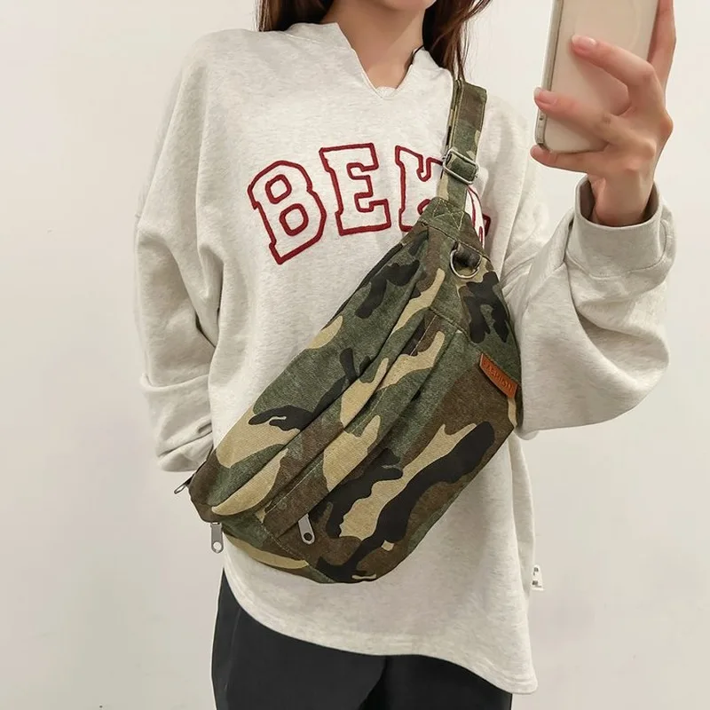 Camouflage Sling Crossbody Bag, Casual Large Capacity Chest Waist Pack for Men and Women, for Daily Commute, Outdoor Walking
Camouflage Sling Crossbody Bag, Casual Large Capacity Chest Waist Pack for Men and Women, for Daily Commute, Outdoor Walking