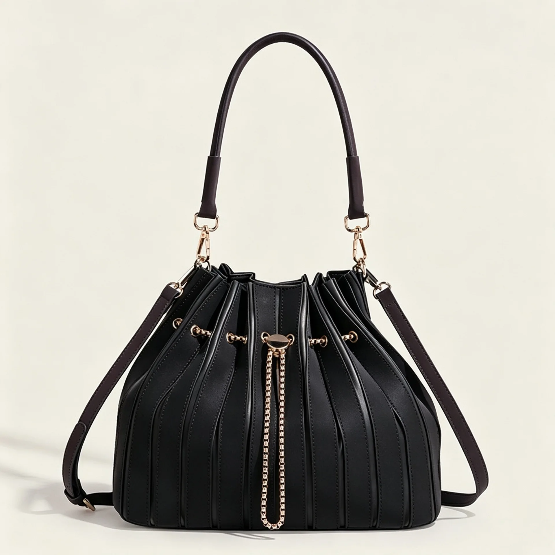 Fashion Pleated women Bucket Shoulder Bag pu leather Female Crossbody bag Casual big tote bright design handbag and purses bolsa
Fashion Pleated women Bucket Shoulder Bag pu leather Female Crossbody bag Casual big tote bright design handbag and purses bolsa