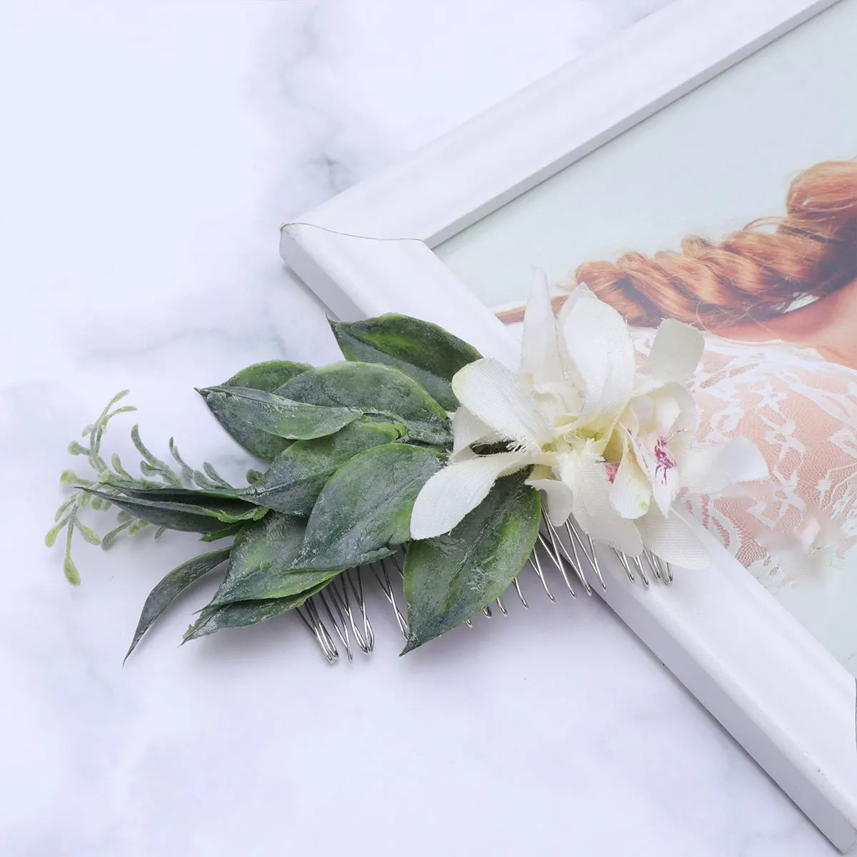 Simulated Flower Leaf Hair Comb Women Bride Wedding Headdress Girl High Quality Material Lightweight Comfortable Elegant
Simulated Flower Leaf Hair Comb Women Bride Wedding Headdress Girl High Quality Material Lightweight Comfortable Elegant
