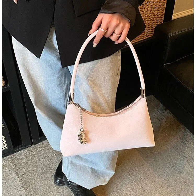 2026 New High-end Retro Shoulder Underarm Bag Pillow Bag Simple Commuter Women's Bag Niche Trendy Messenger Bag
2026 New High-end Retro Shoulder Underarm Bag Pillow Bag Simple Commuter Women's Bag Niche Trendy Messenger Bag
