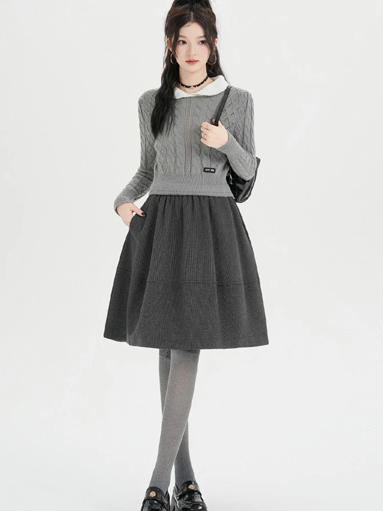 Retro woolen plaid A-line mid skirt for women in autumn and winter elastic high waisted splicing fluffy half skirt
Retro woolen plaid A-line mid skirt for women in autumn and winter elastic high waisted splicing fluffy half skirt